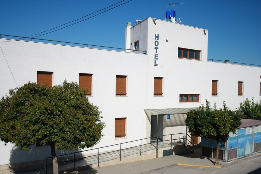 Hotel Albanta La Lantejuela Esterno foto