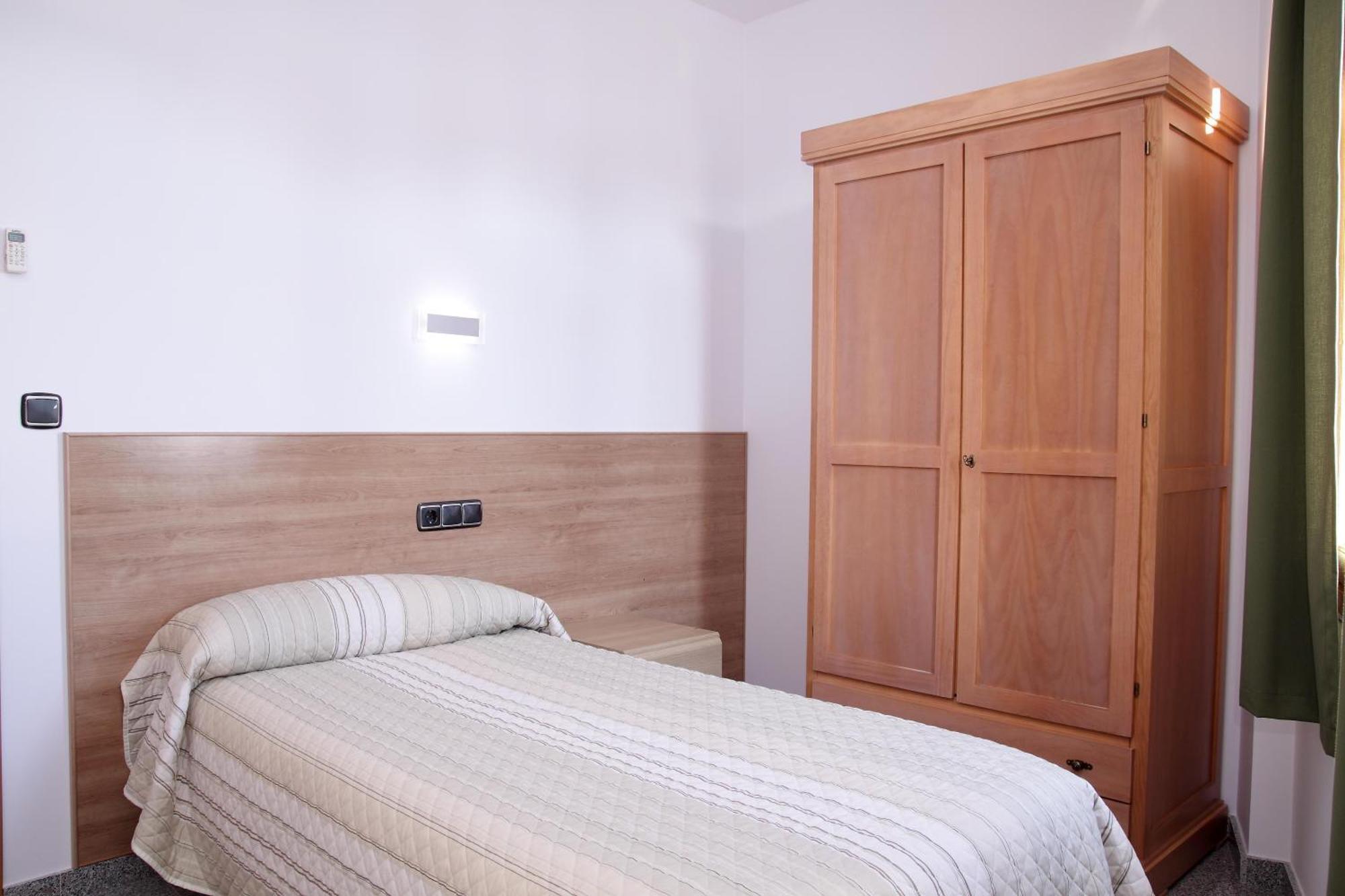 Hotel Albanta La Lantejuela Esterno foto