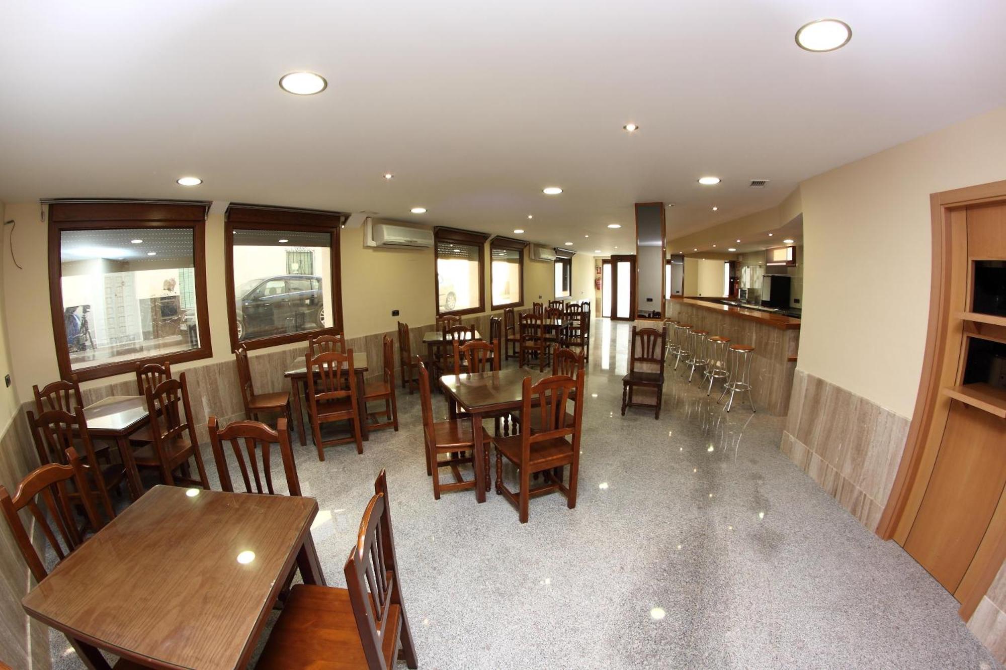 Hotel Albanta La Lantejuela Esterno foto
